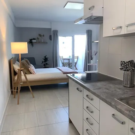 Apartment Estudio La Gavota, A 2 Minutos De La Playa