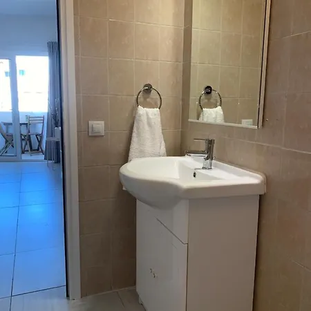 Estudio La Gavota, A 2 Minutos De La Playa Apartment